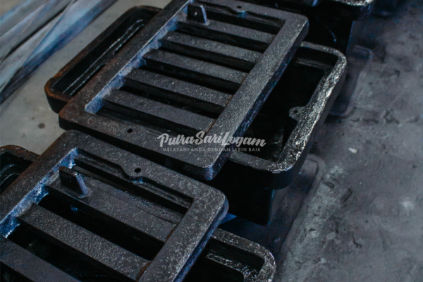 Deck drain fly over kota kembang