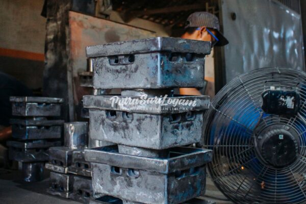 Deck drain sistem drainase.