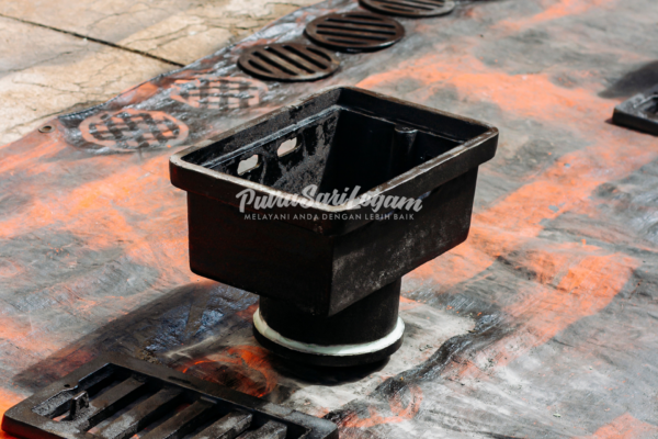 Perbedaan Antara Deck Drain Standar dan Custom.